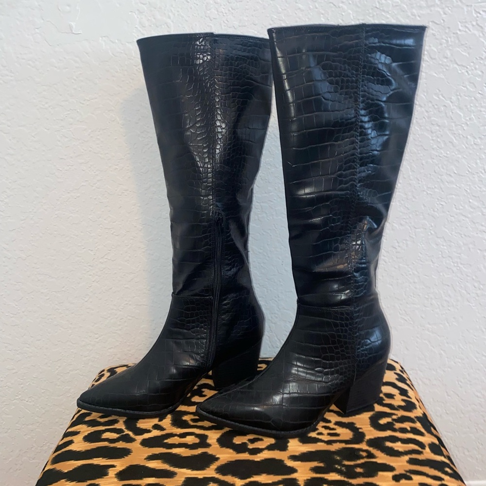 Black pointed toe under the knee boots